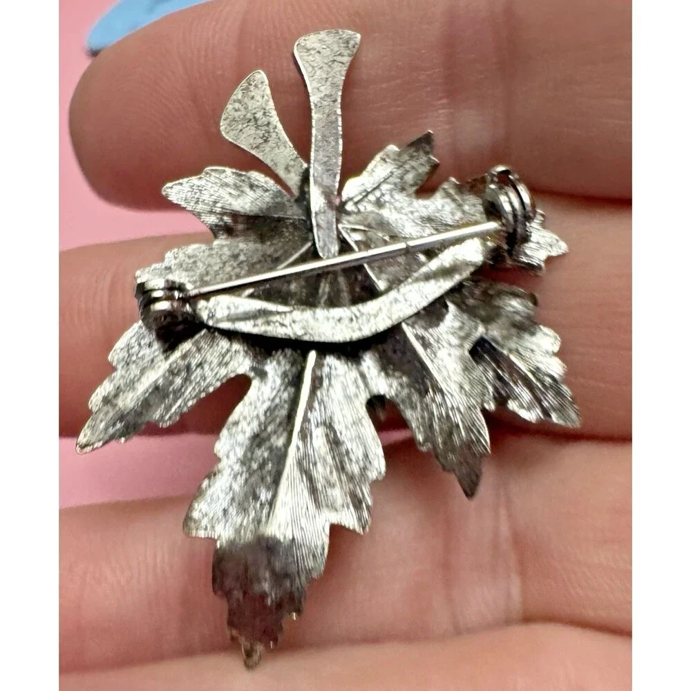 Vintage Silvertone Leaf Brooch – Textured Layered Design, 1.75 Inches